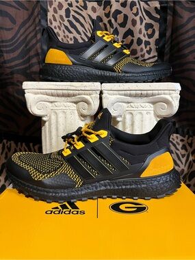 🔥Rare Adidas Ultraboost 1.0 ATR NCAA Grambling State Like New 10.5m wBox